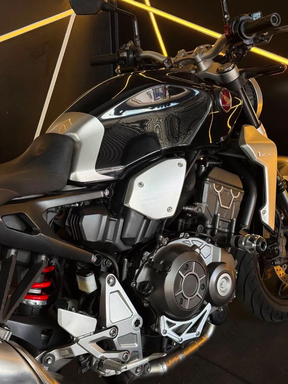 CB 1000 R 2020 - Foto 2