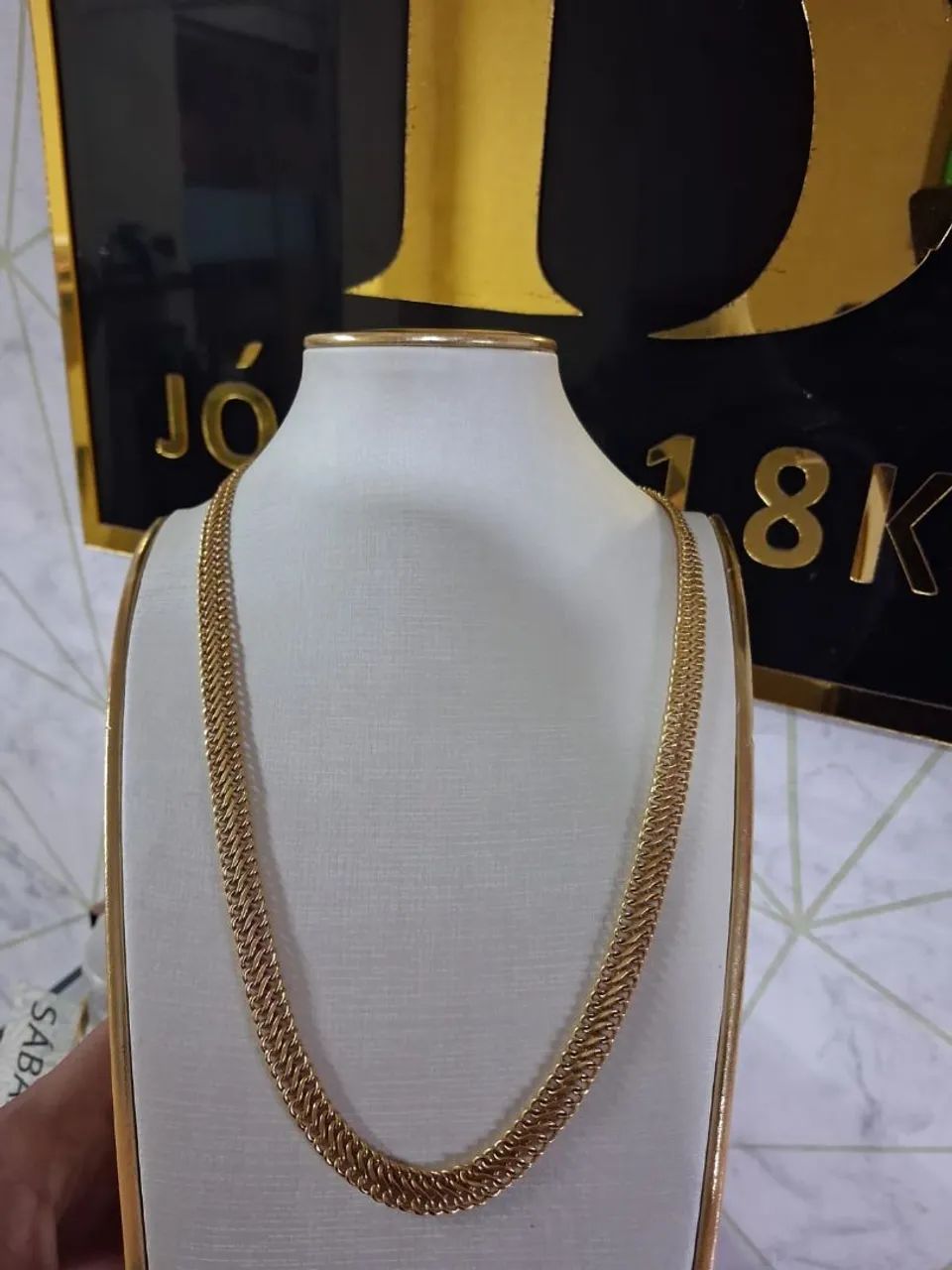 Cordão maçico em ouro 18k modelo lacraia 64G