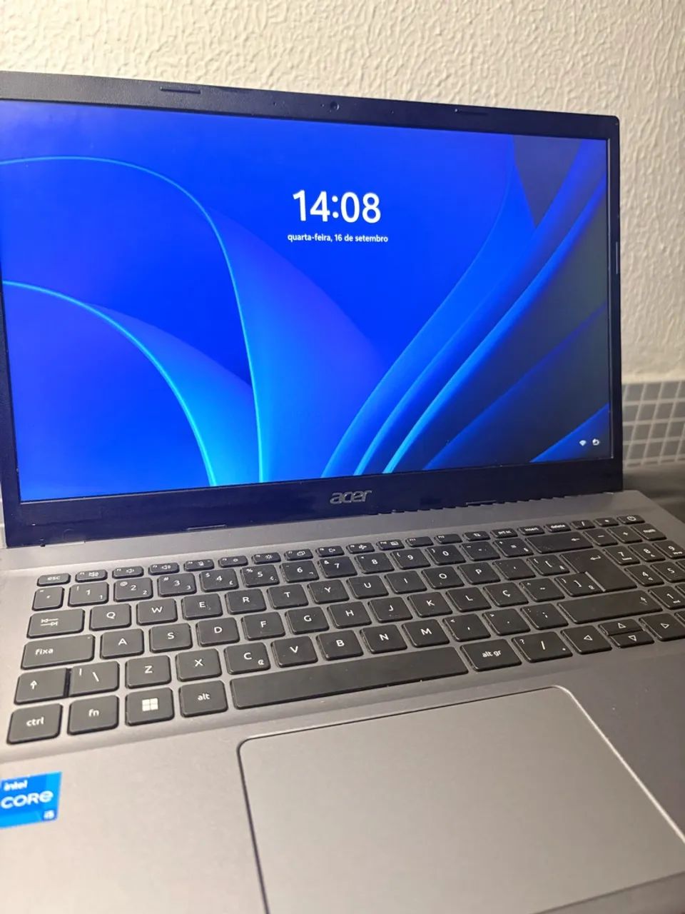 Vendo Notebook Acer A515-57