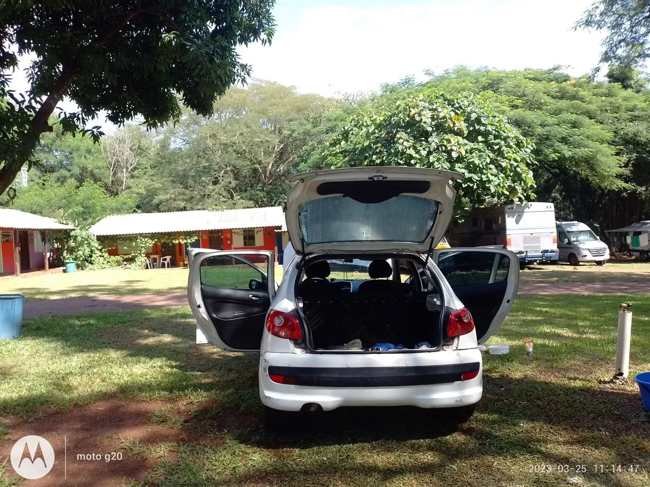 Peugeot 207 207 XR Sport 1.4 Flex 8V 5p 2011