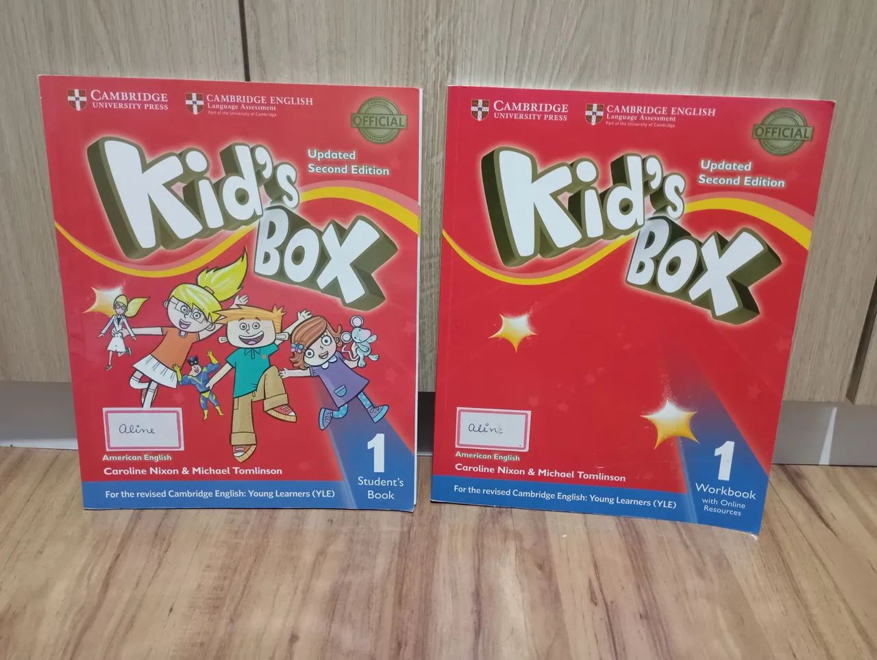 Livro Inglês - "Kid's Box 1"