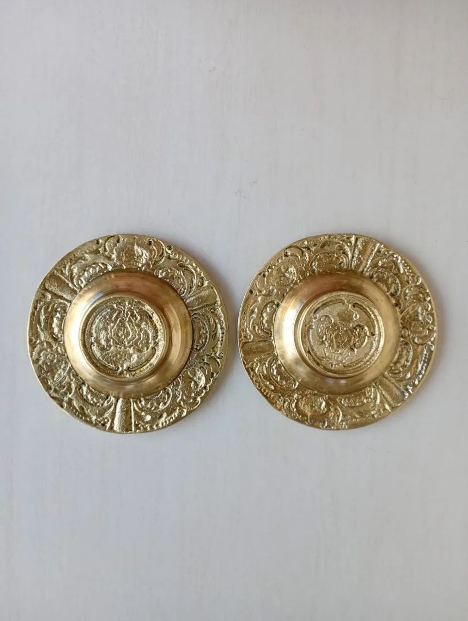 Cinzeiro antigo em bronze (par)