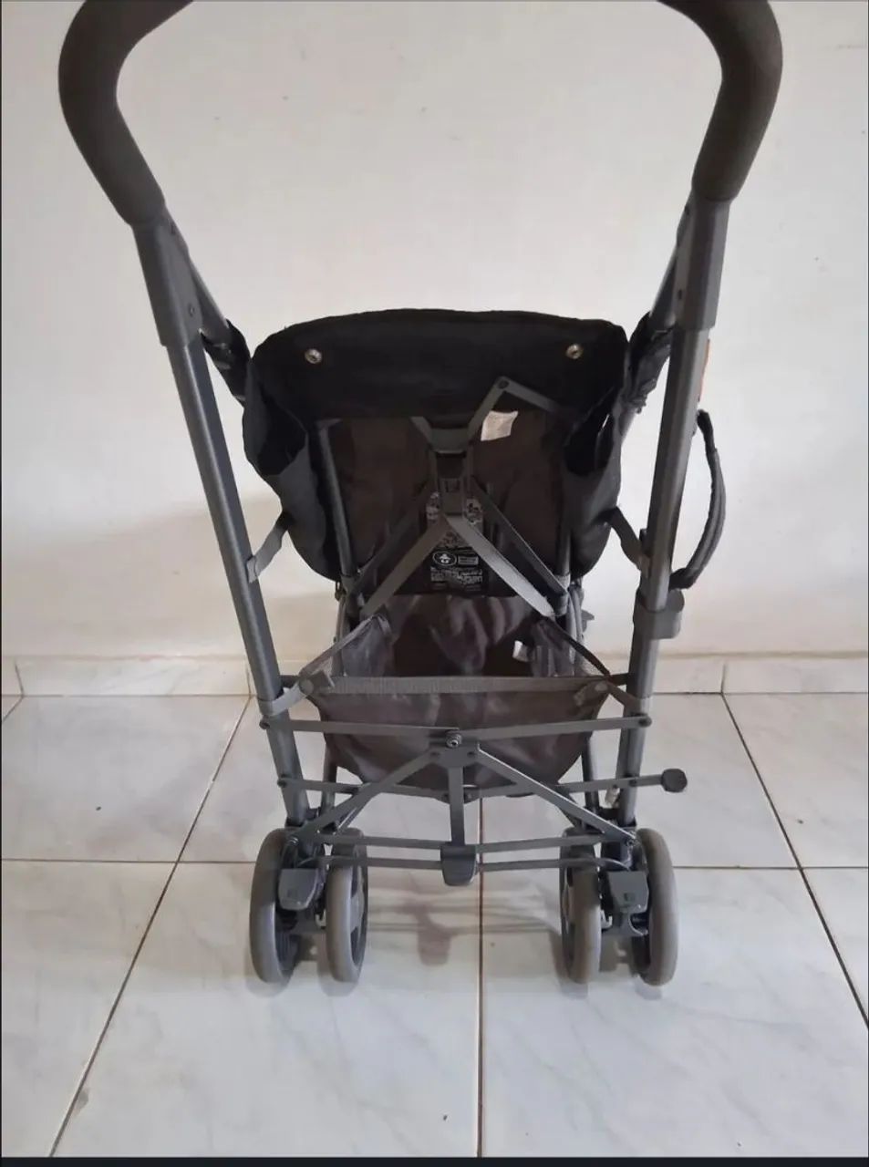 Vendo carrinho de bebê e criança no setor coimbra - Foto 6