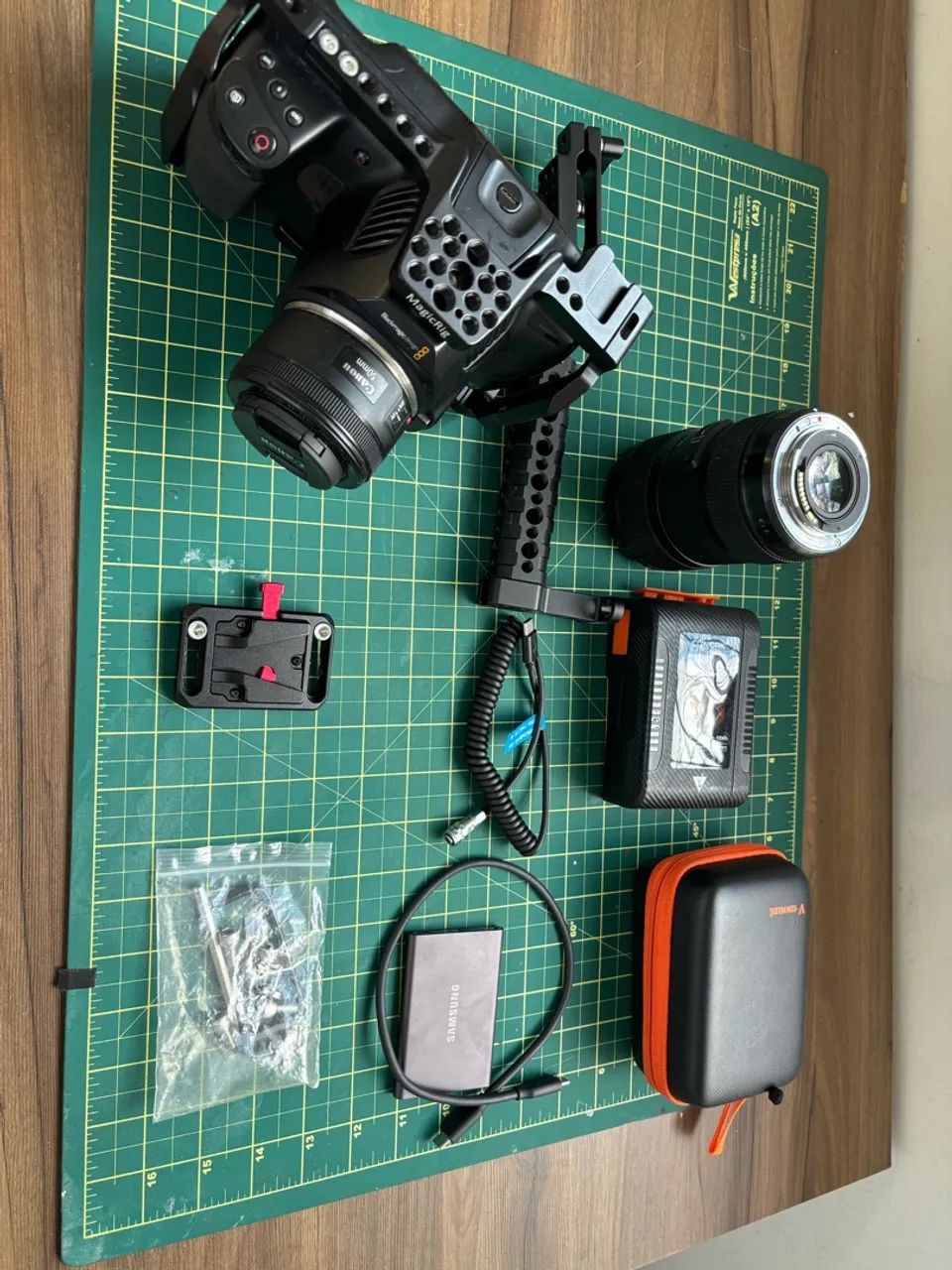 Blackmagic 6k pro + rig completo  - Foto 4