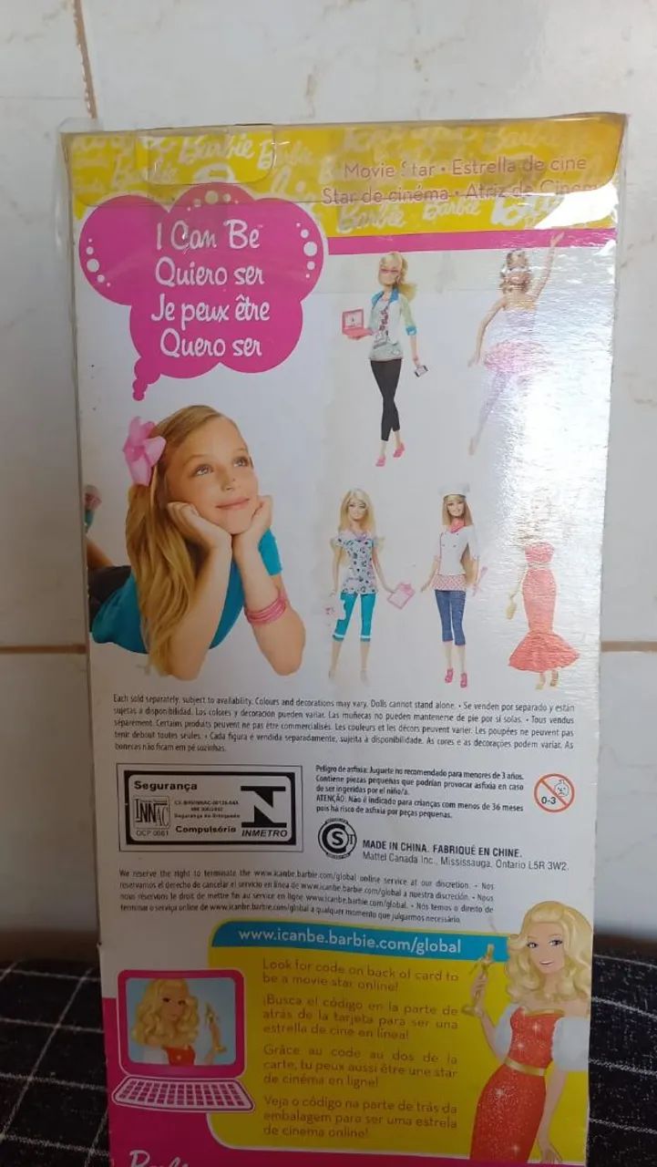 Barbie I Can Be Atriz com Caixa - Foto 5