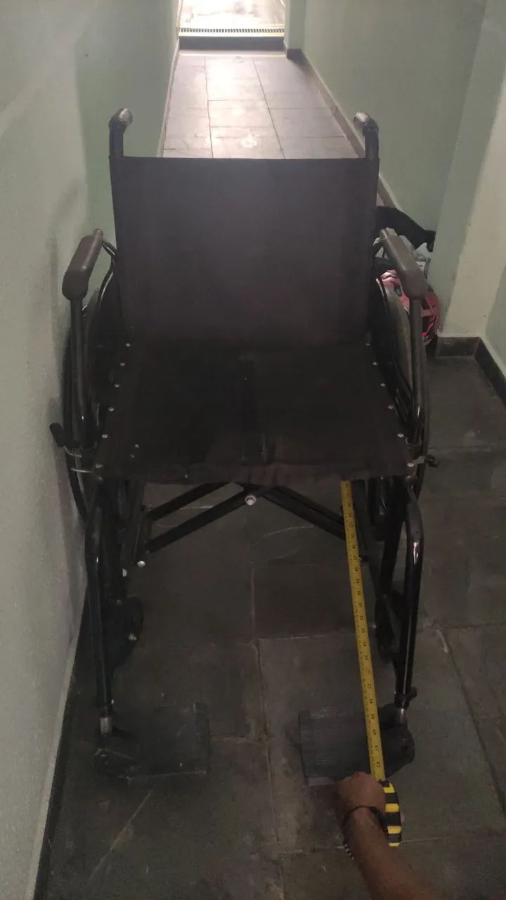 Venda de Cadeira de Rodas  - Foto 3