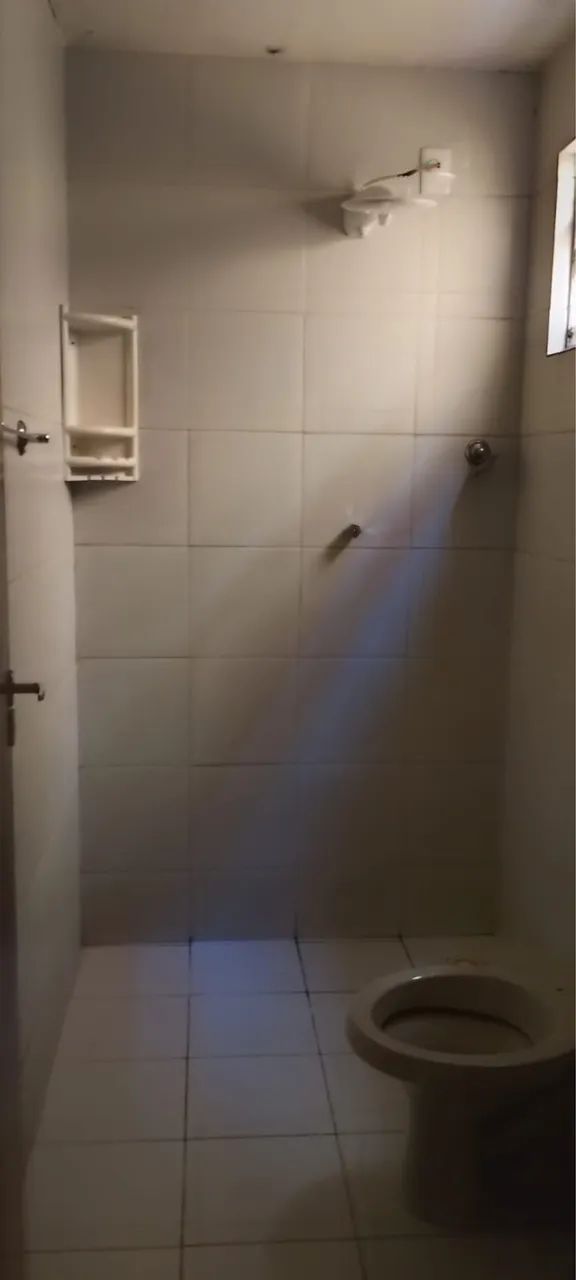 Alugo quarto para mulheres  - Foto 3