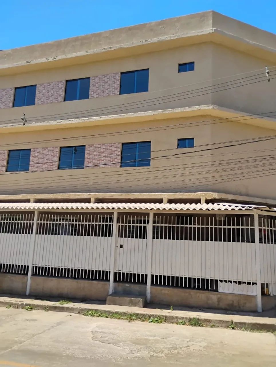 ALUGO APTO 1 QUARTO NA 209 SAMAMBAIA NORTE