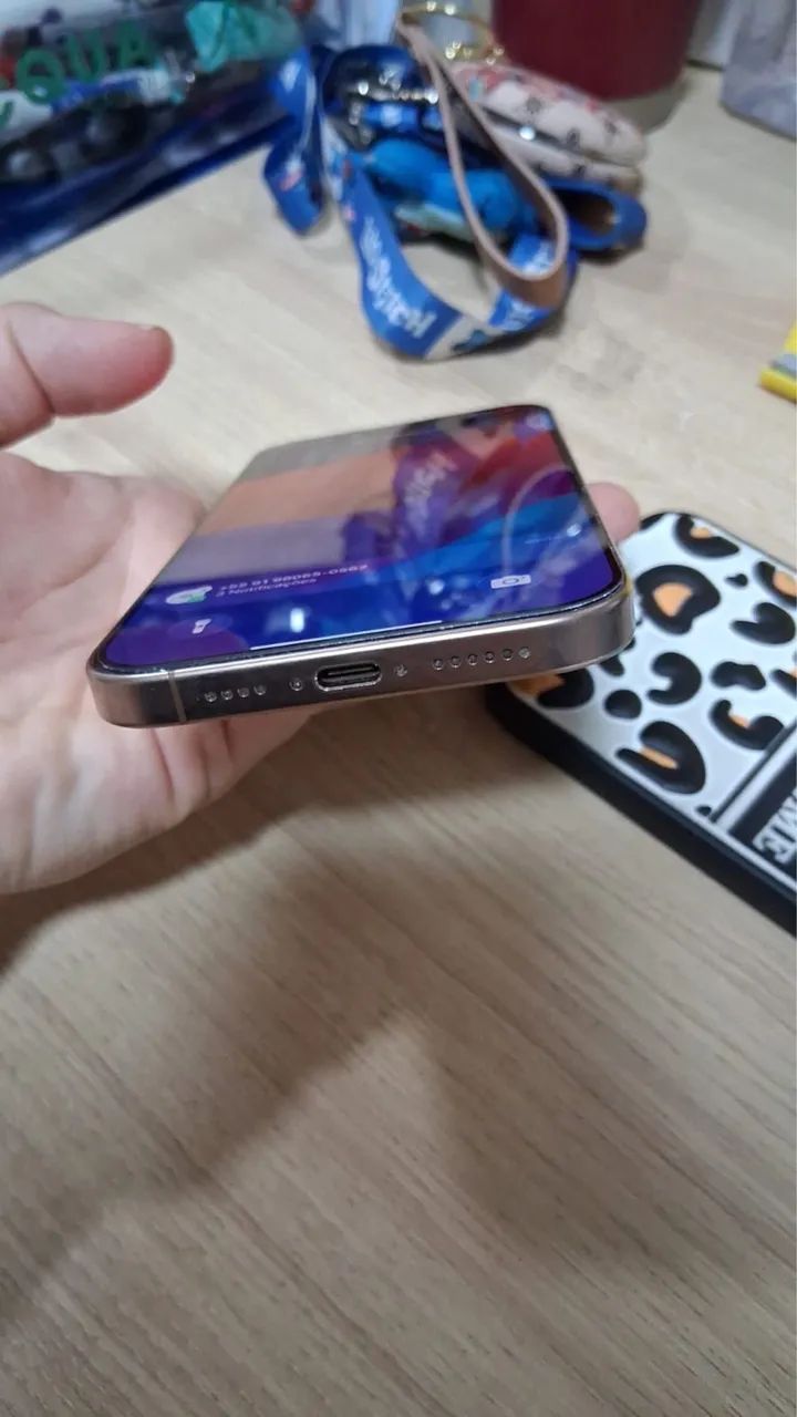 IPhone 16 pro max  - Foto 4