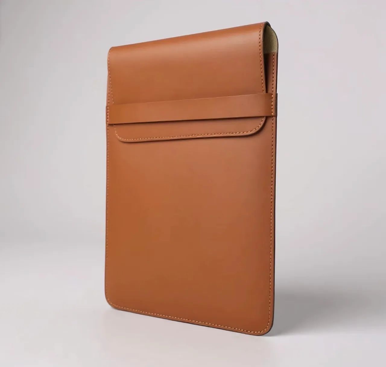 Case de couro para notebook de até 15,6 polega