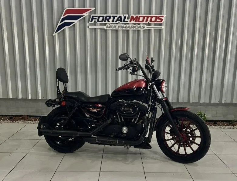 Harley 883 Iron 2015