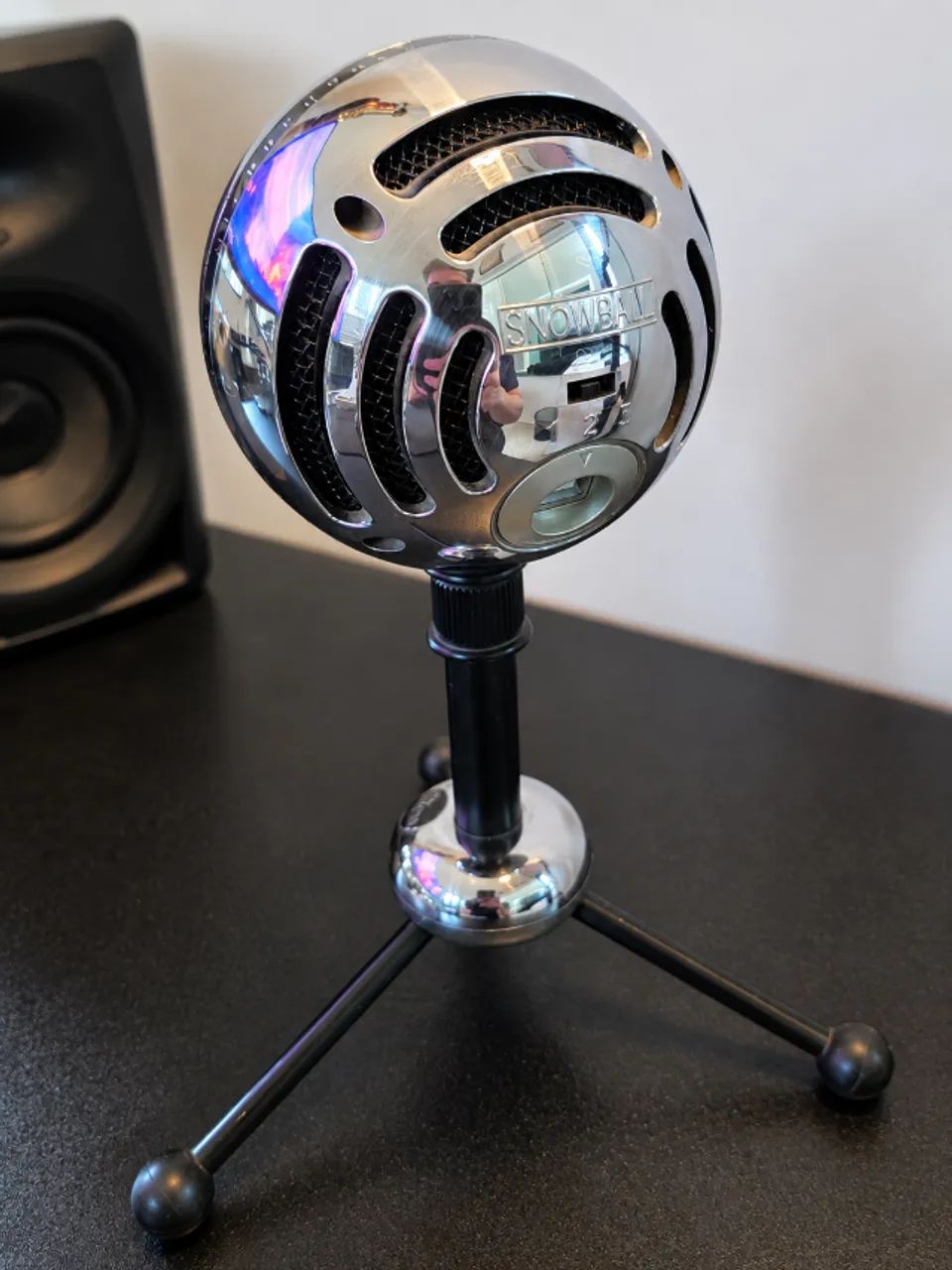 Microfone Blue Snowball USB Cromado com Tripé Original - Foto 3