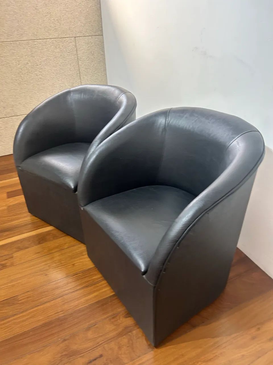 2 poltronas  - Foto 3