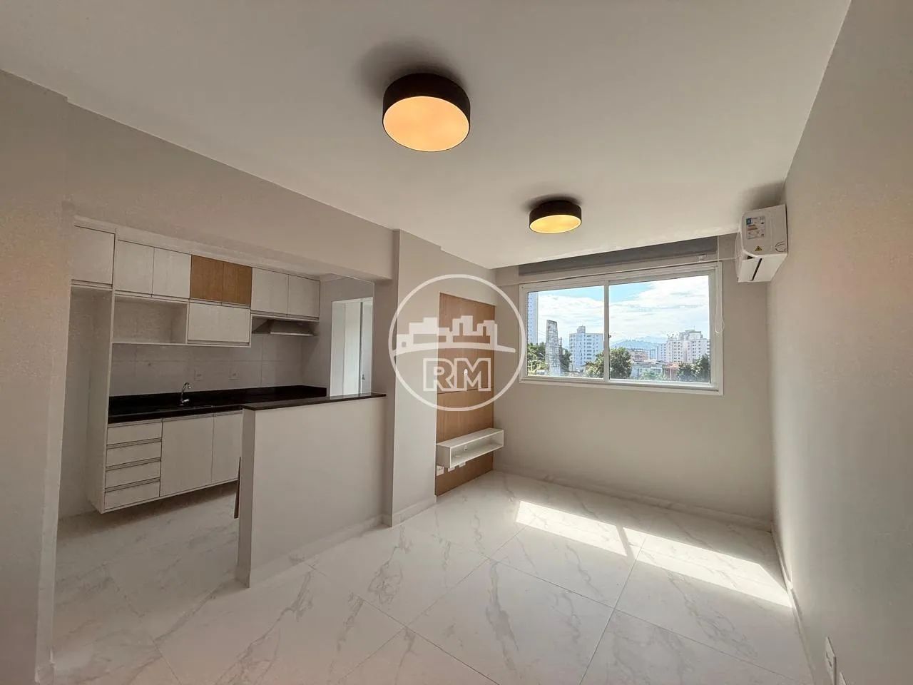 Apartamento para aluguel com 1 quarto no Marapé/Santos