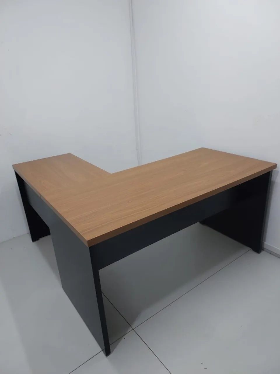 Mesa de escritório em L - Foto 5