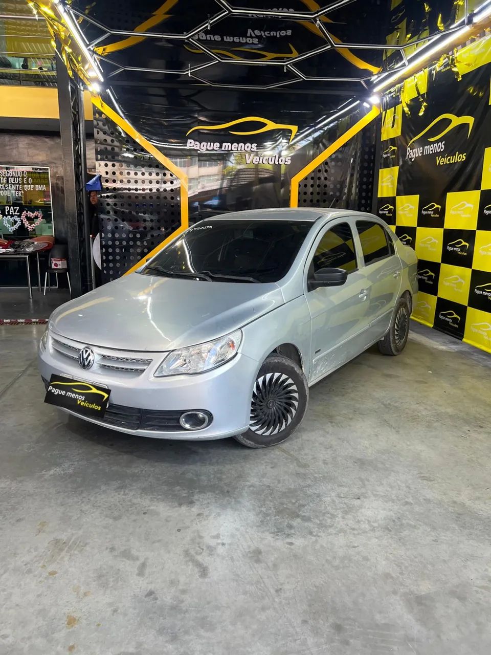 Volkswagen Voyage VOYAGE 1.0/1.0 City Mi Total Flex 8V 4p 2011