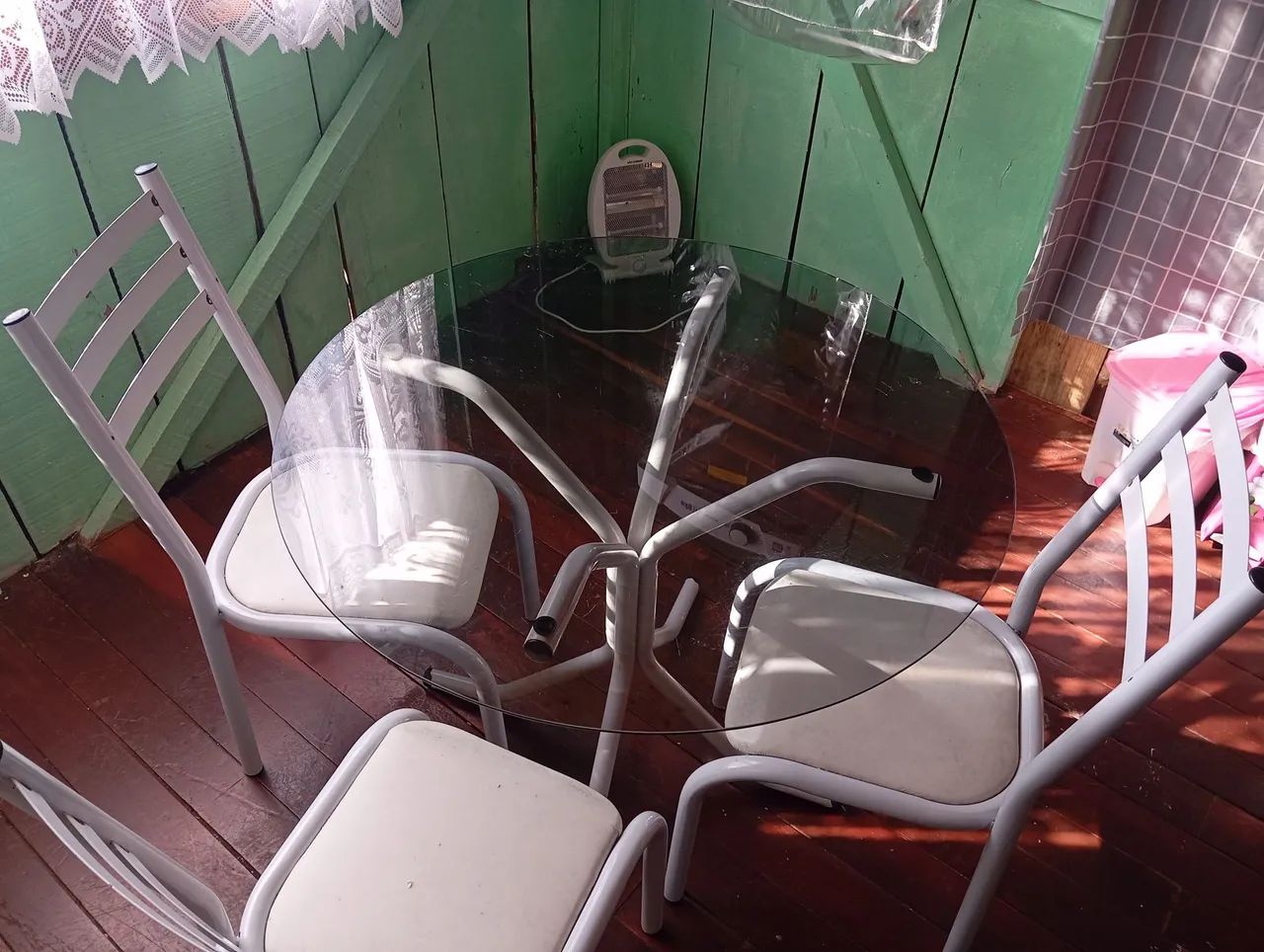 Mesa de vidro + Cadeiras - Foto 3