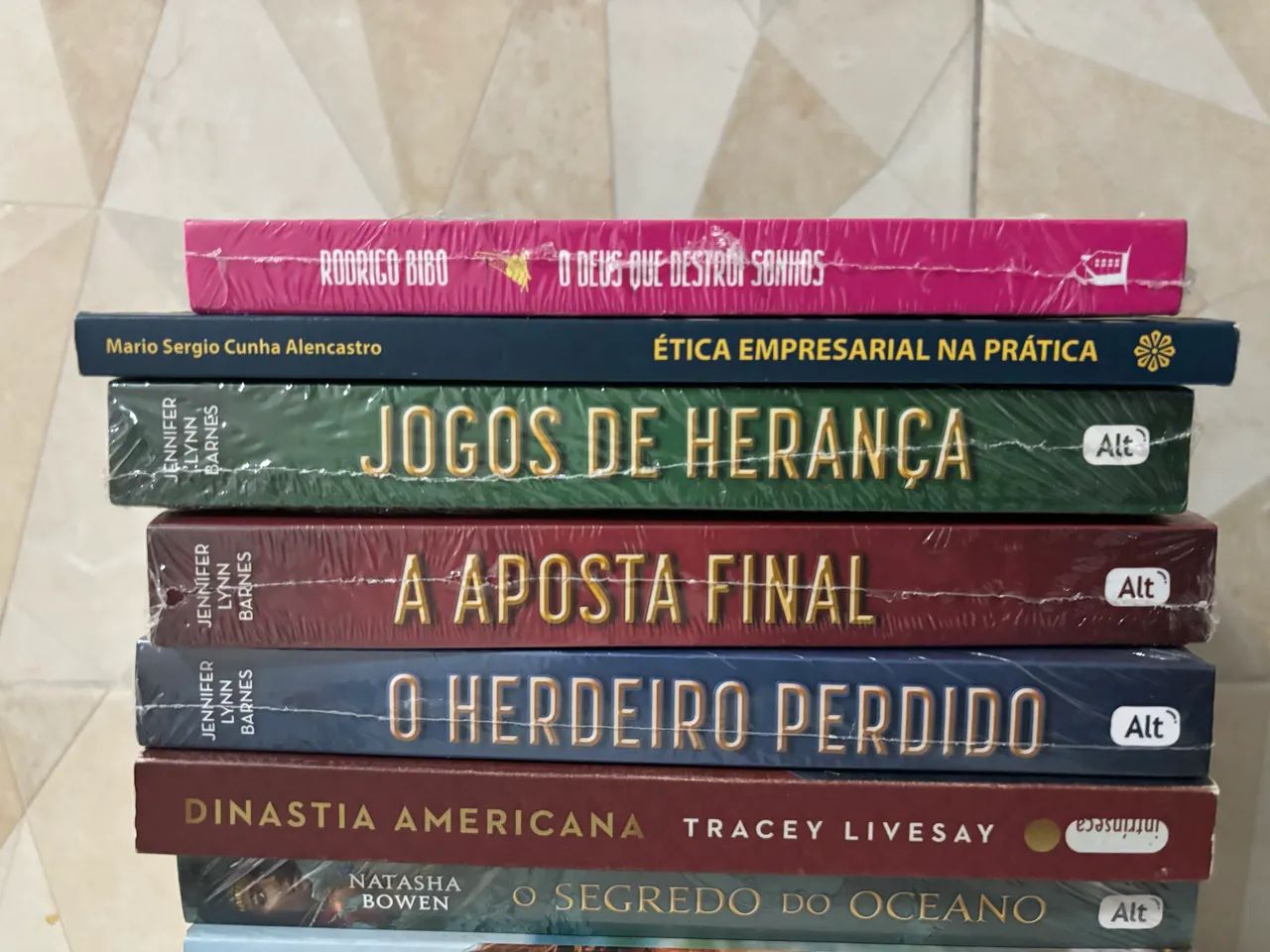 Livros Variados  - Foto 3