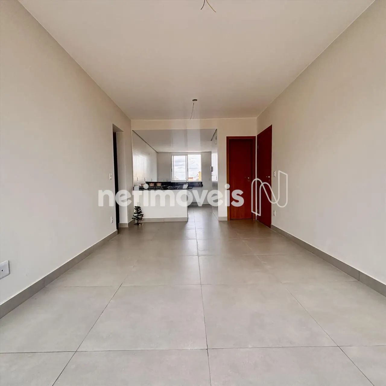 Apartamento 3 quartos com excelente padrão de acabamento no Caiçara