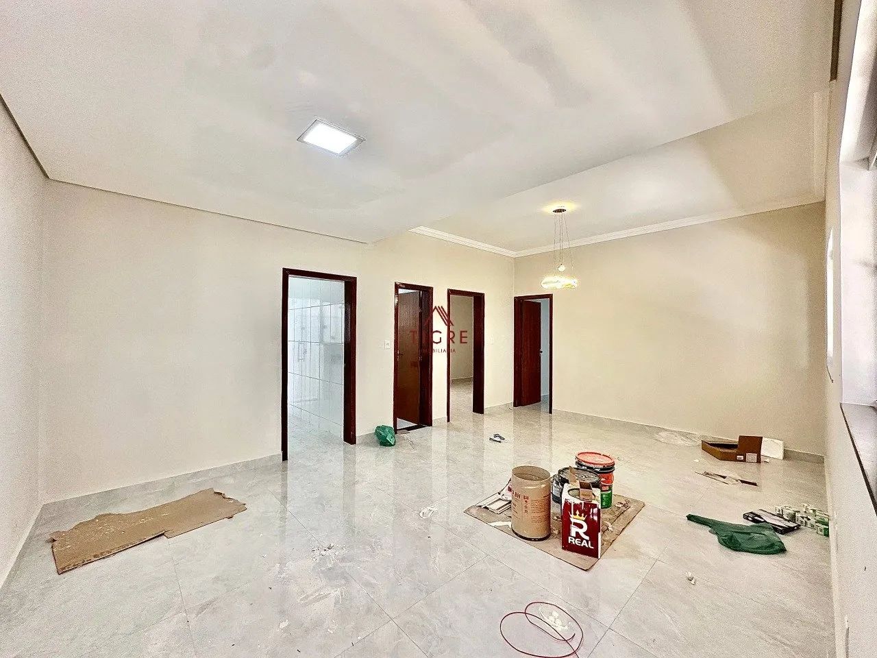 Casa com 2 Quartos à Venda, 90m²