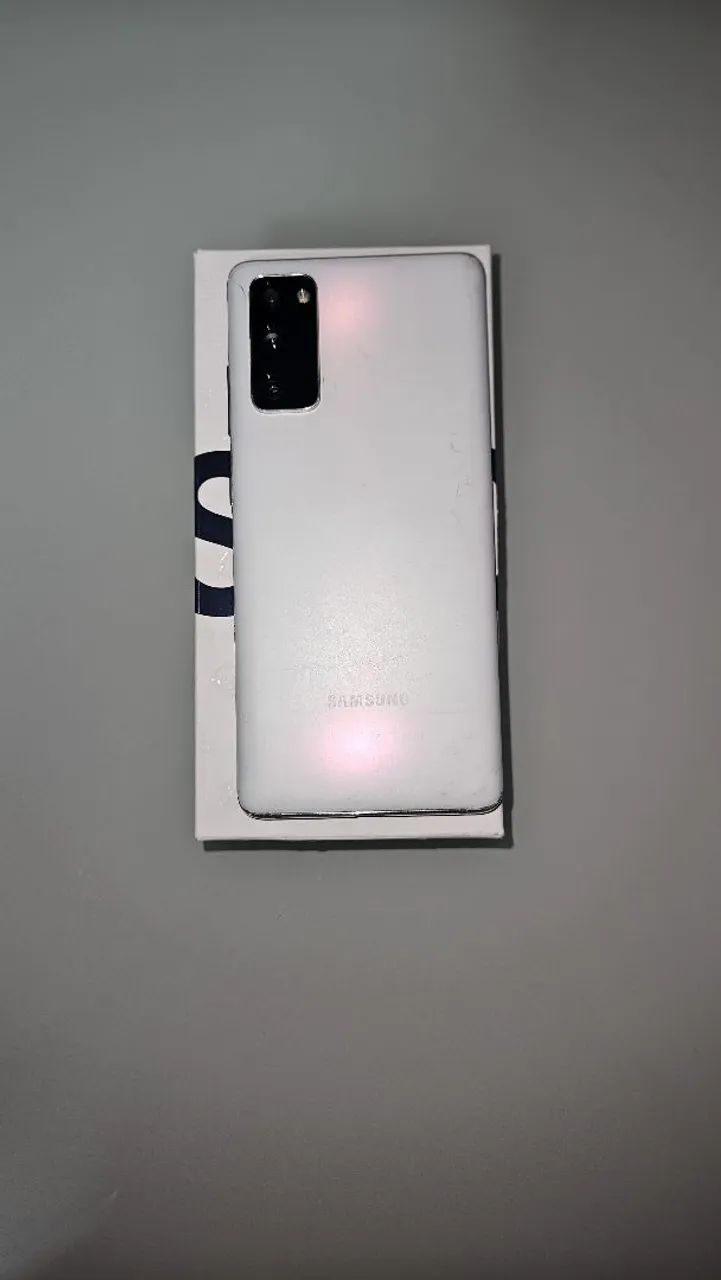 SAMSUNG S20FE 128GB 6GB RAM - Foto 2