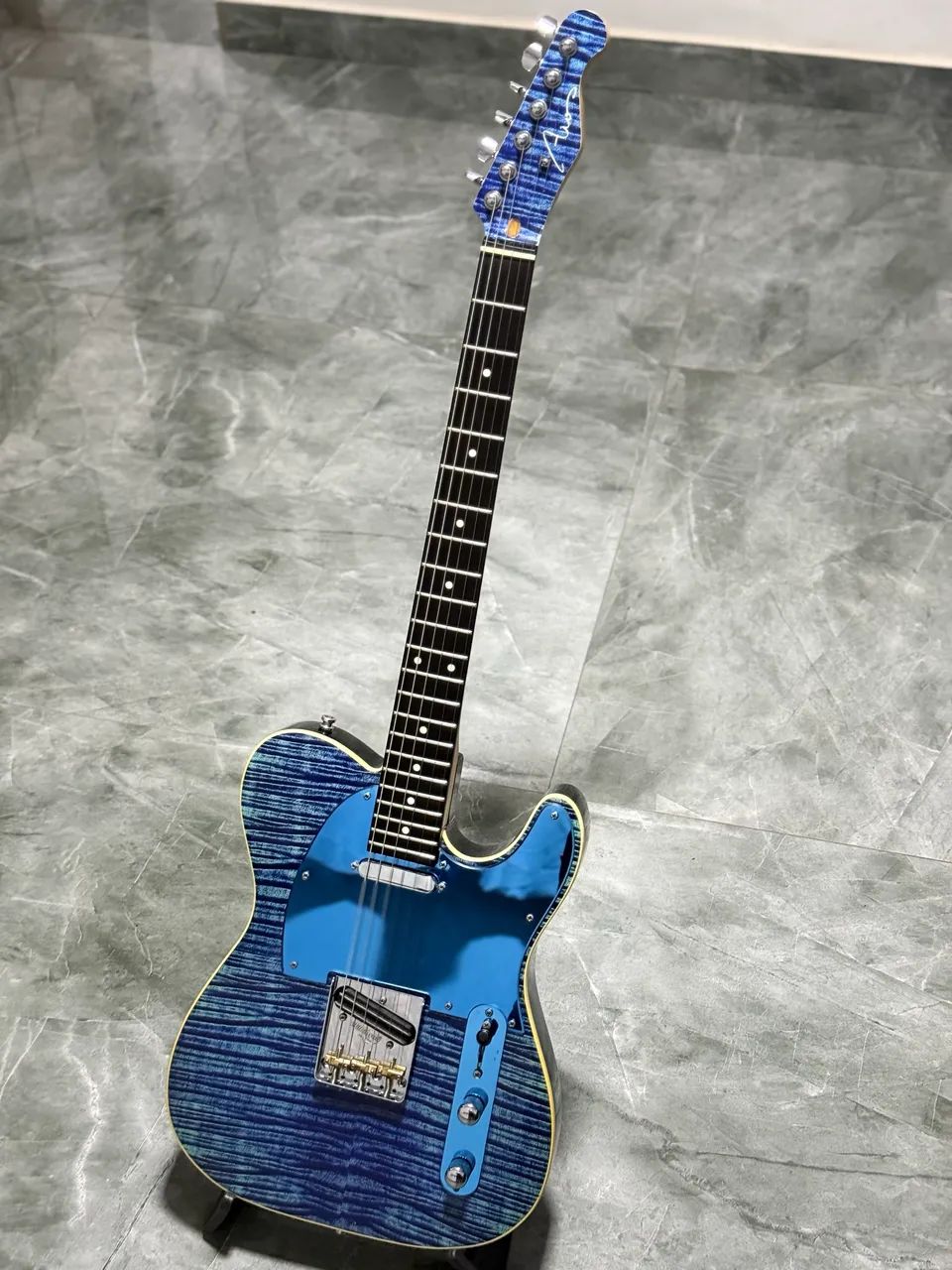 Guitarra Telecaster  - Foto 4