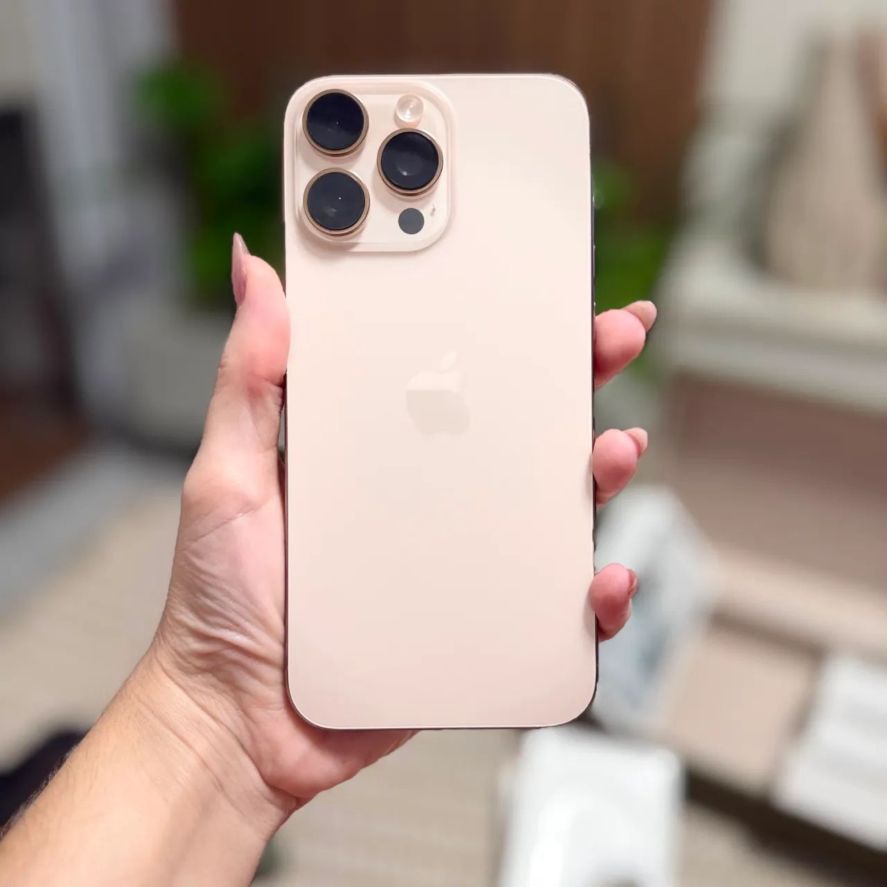 IPHONE 16 PRO MAX 99% GARANTIA APPLE ULTIMA UNIDADE  - Foto 4
