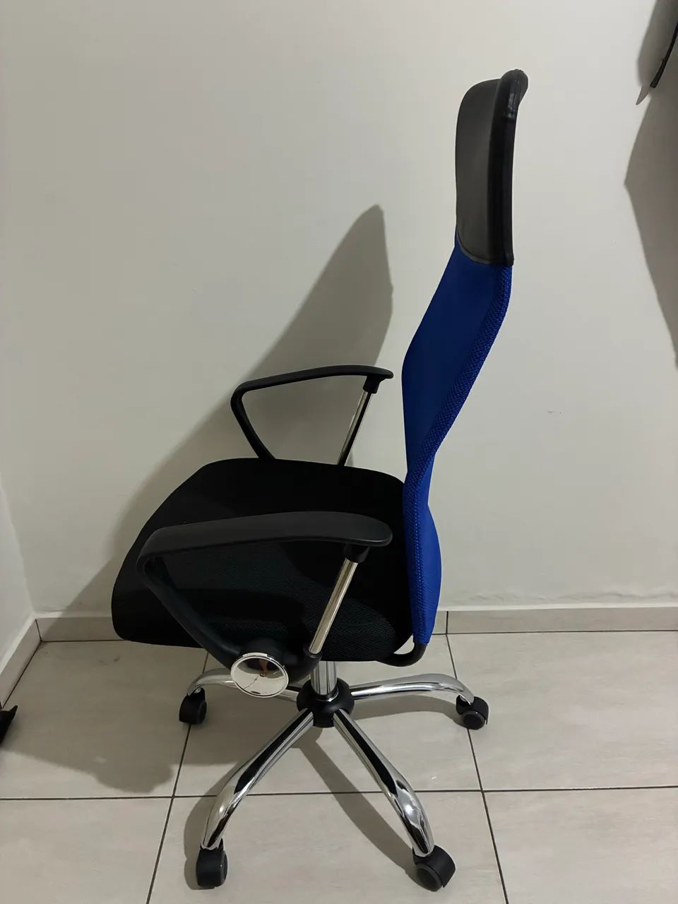 Cadeira de Escritório. - Foto 2