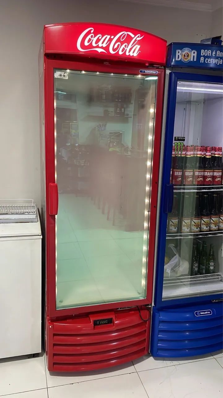 Expositoras Coca-Cola Vertical - Porta de Vidro 378 litros 110 volts (UNIDADE ) - Foto 3