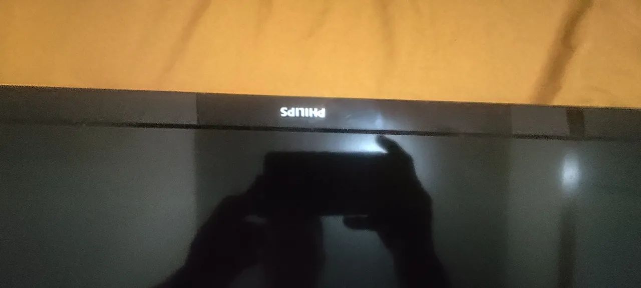 Tv para retirada de peça  - Foto 3