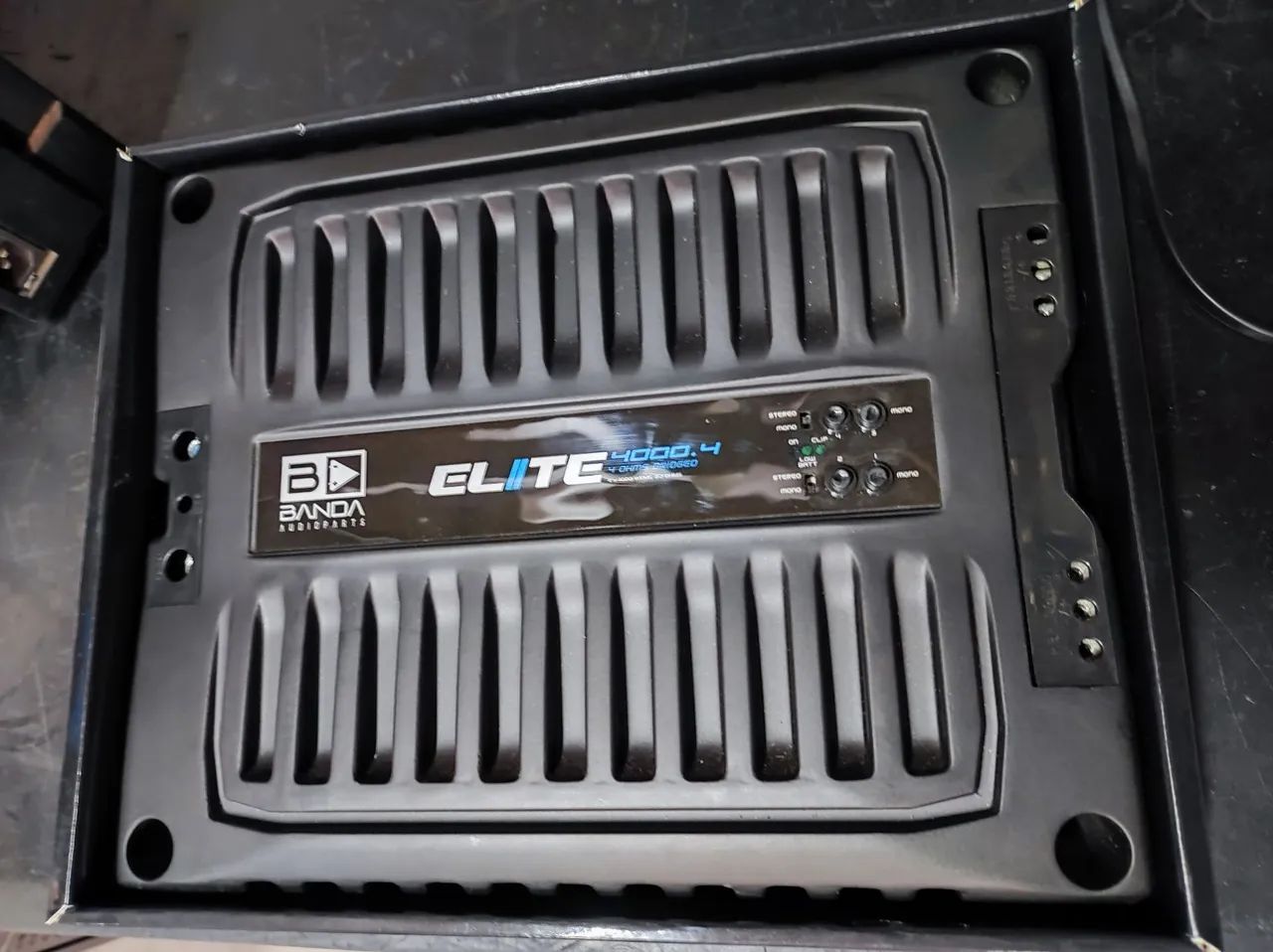 Banda elite 4000x4 canais 