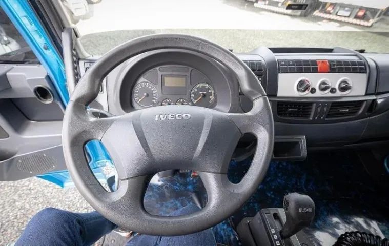 Iveco tector 240E30 6x2 2017  - Foto 5