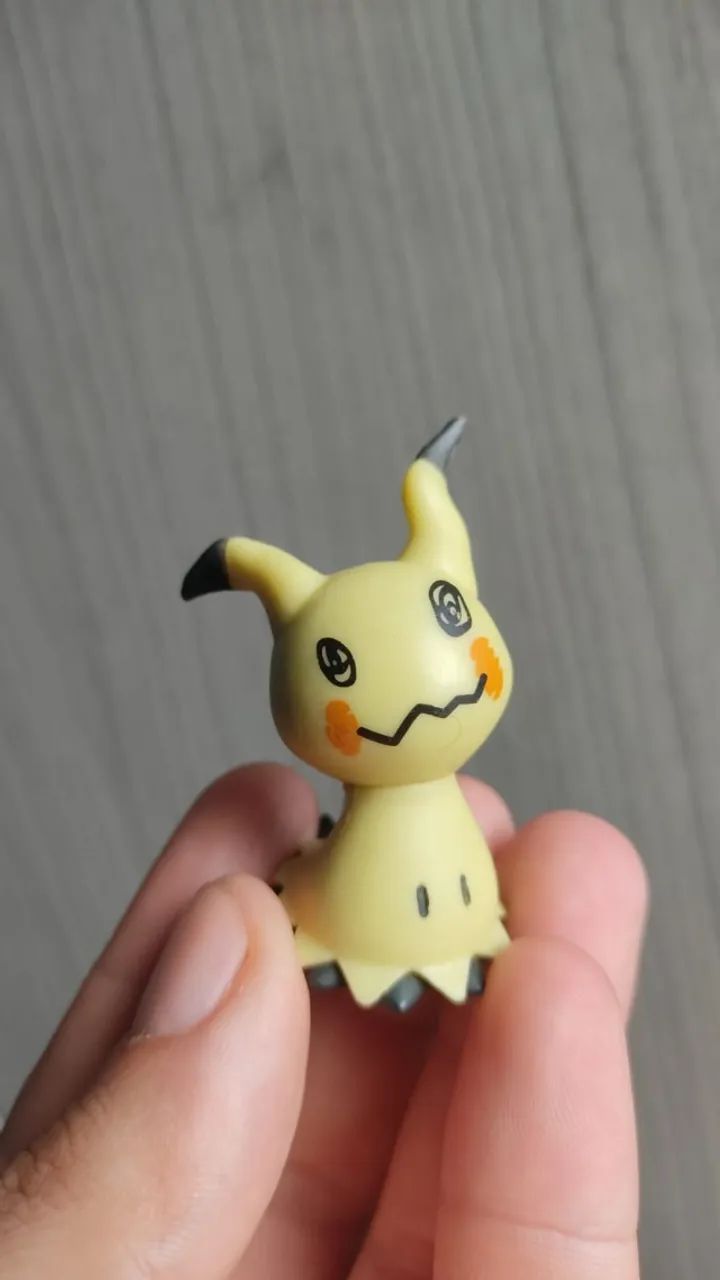 Boneco pokemon mimikyu wct