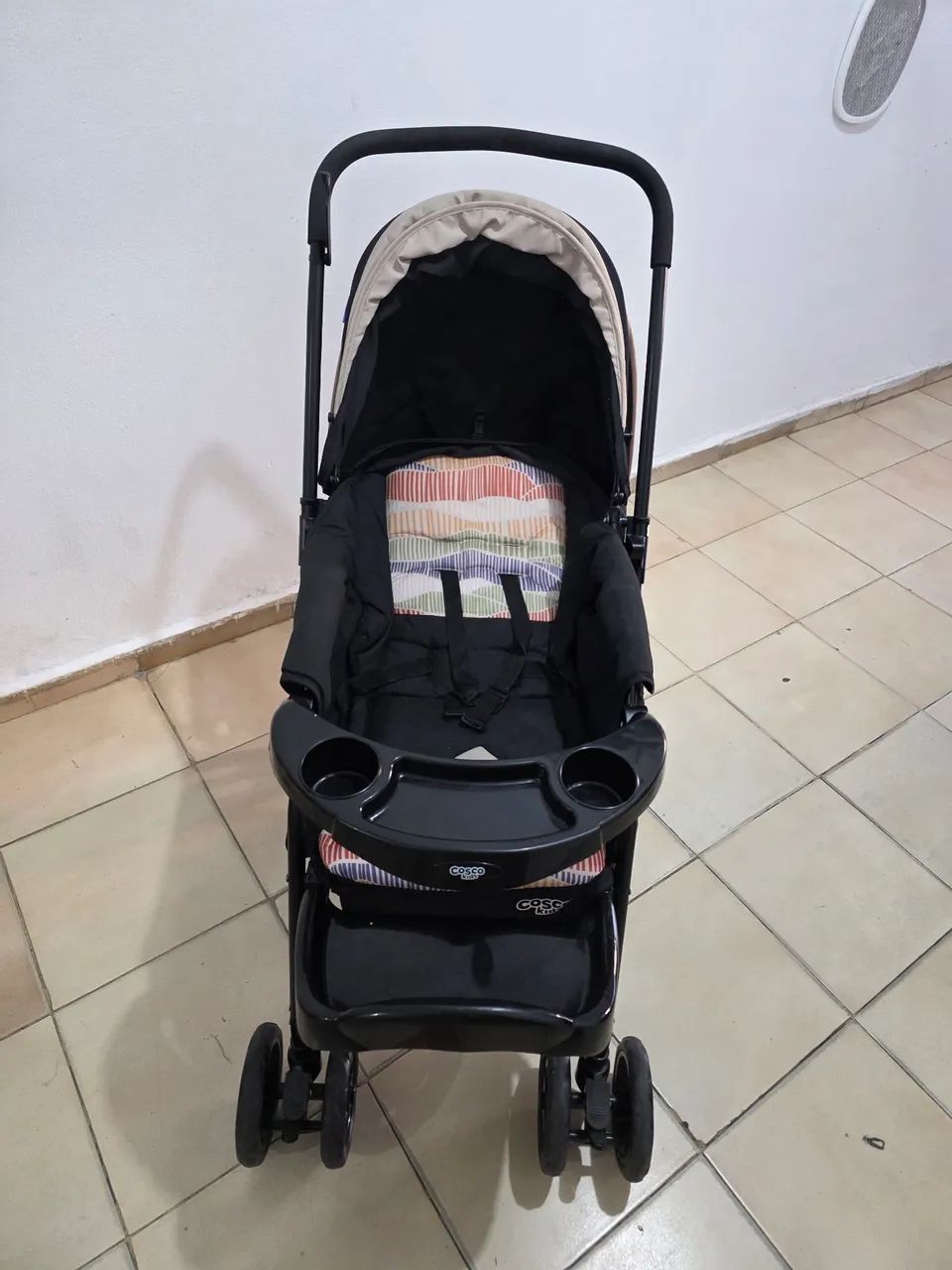 Carrinho e bebê conforto