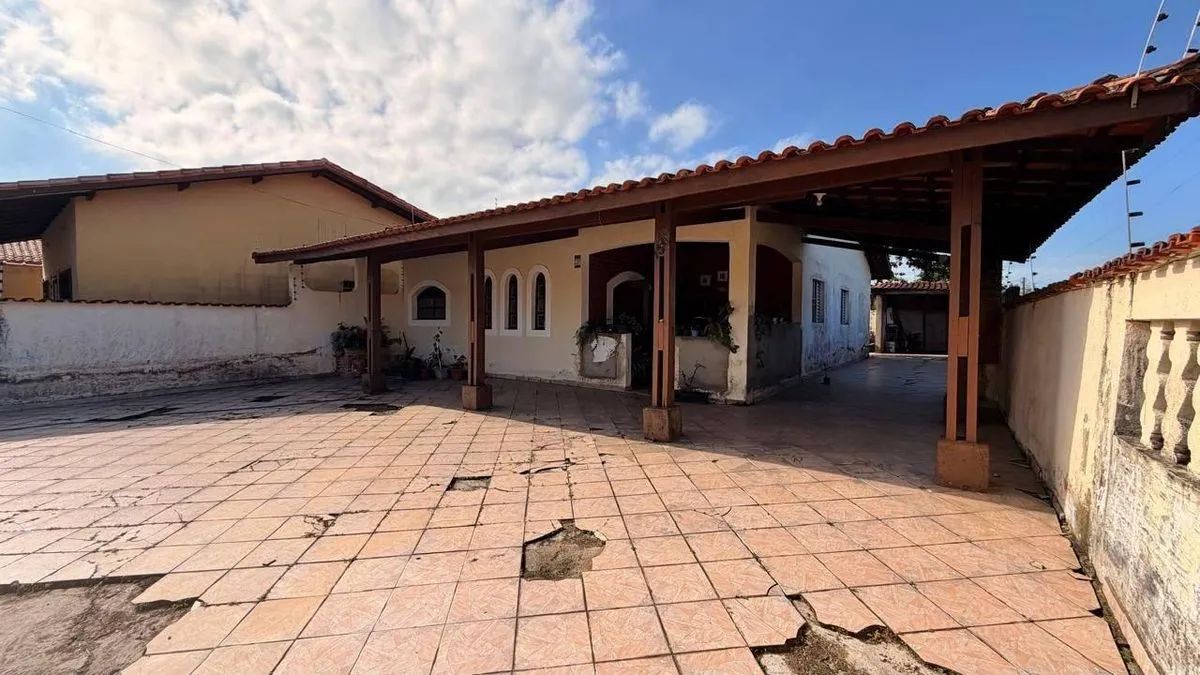 Casa com 3 quartos à Venda, Campos Elíseos - Itanhaém - Foto 2