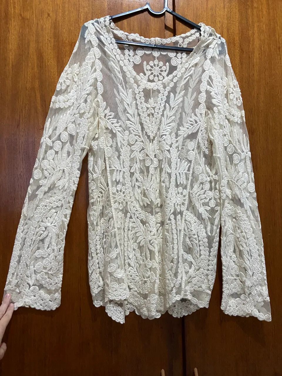 Lote de 5 blusas off white - Foto 2