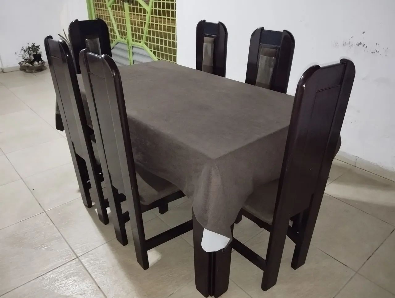 Dining Table with 6 Chairs65576106239363121