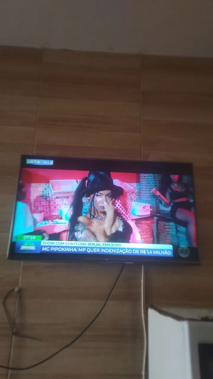vendo TV conservada 