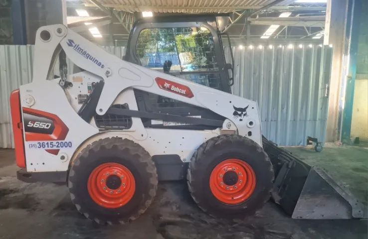 Mini Carregadeira Bobcat S650 Com 603.5hs Ano 2024 Com Ar