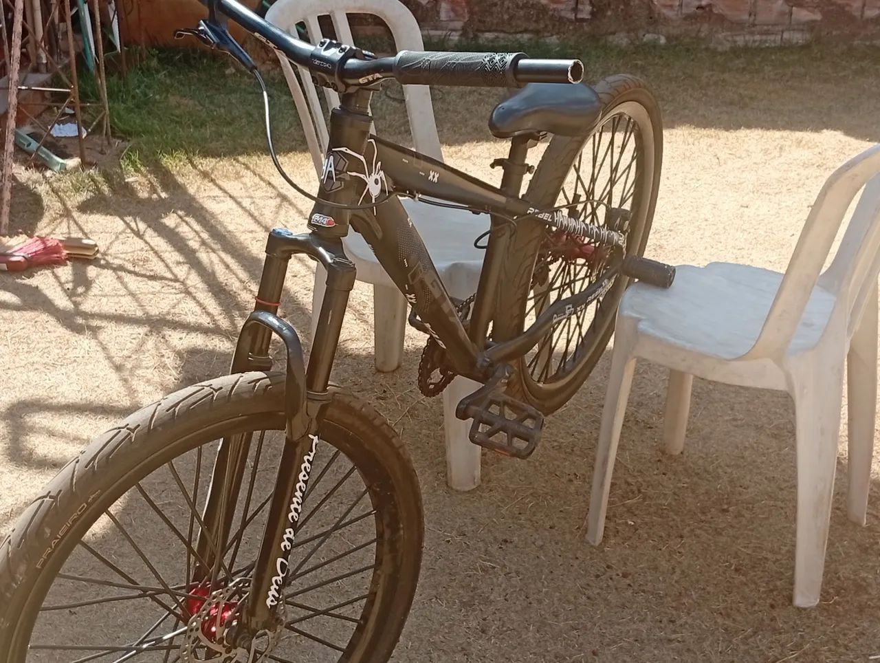 Bicicleta GTA Rebel  - Foto 2
