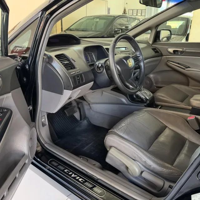 Honda Civic Civic Sedan LXS 1.8/1.8 Flex 16V Aut. 4p 2008