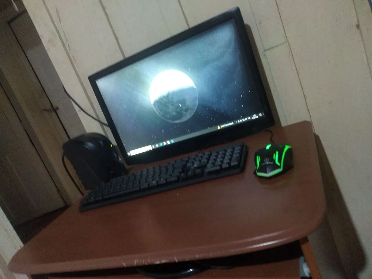 Computador em bom estado 