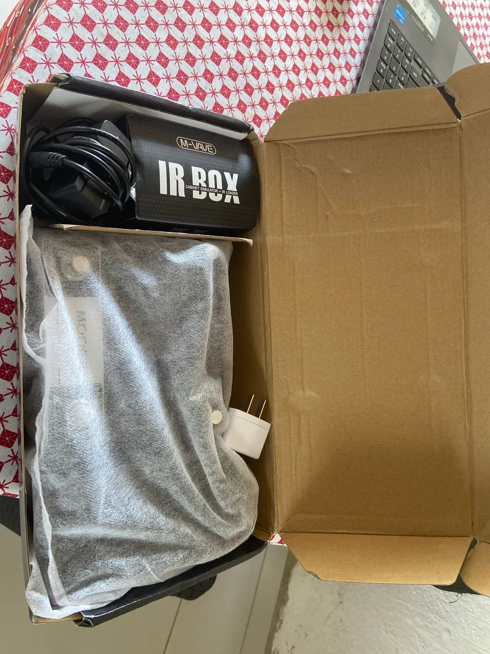 Vendo duas pedaleira. Mooer ge100 e o pedal ir box - Foto 2