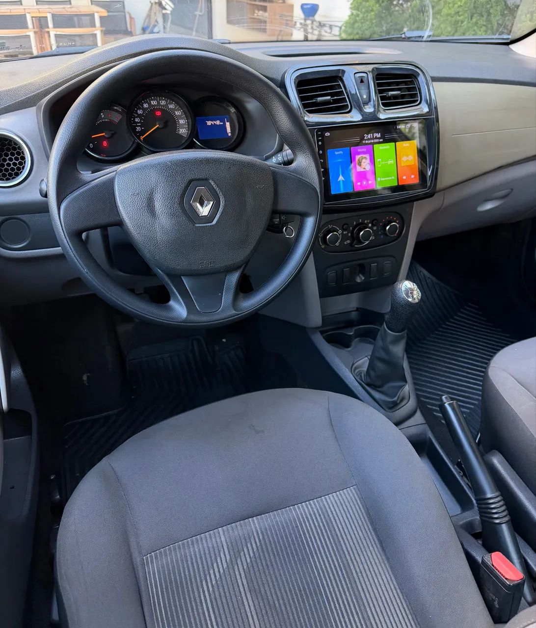 Renault Logan Expression Flex 1.0 12V 4P 2019 - Foto 2