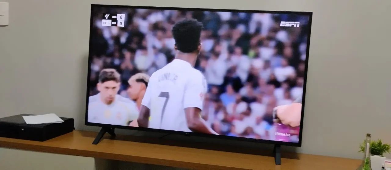 Tv LG 4K 43 polegadas 