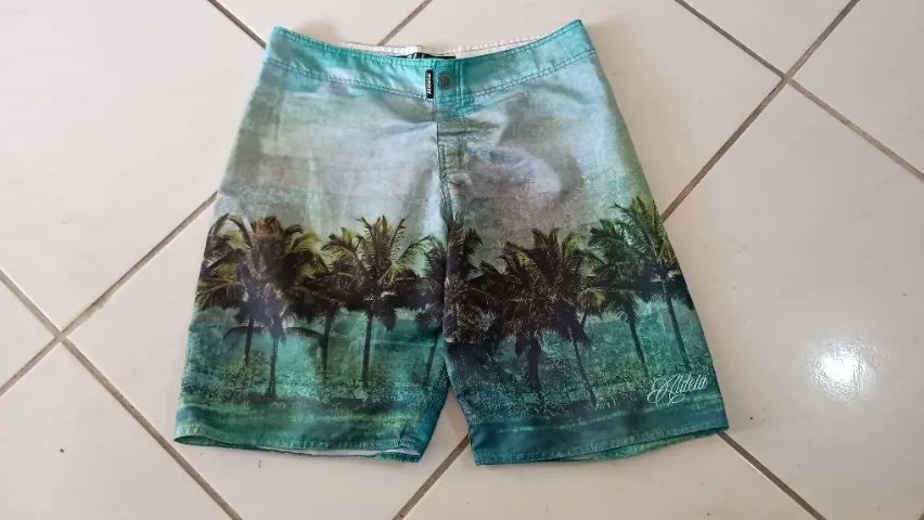 Bermuda de praia / surf verde - Foto 3