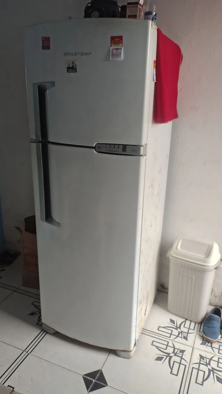 Geladeira Eletrolux perfeita  - Foto 2