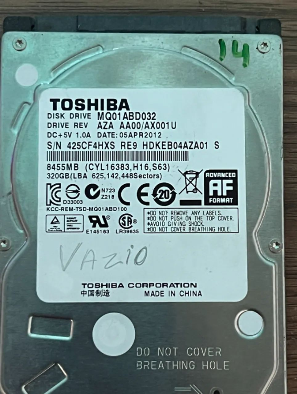 HD Toshiba 320GB p/ Notebook - Estado de Alerta (Barato/Para Peças)
