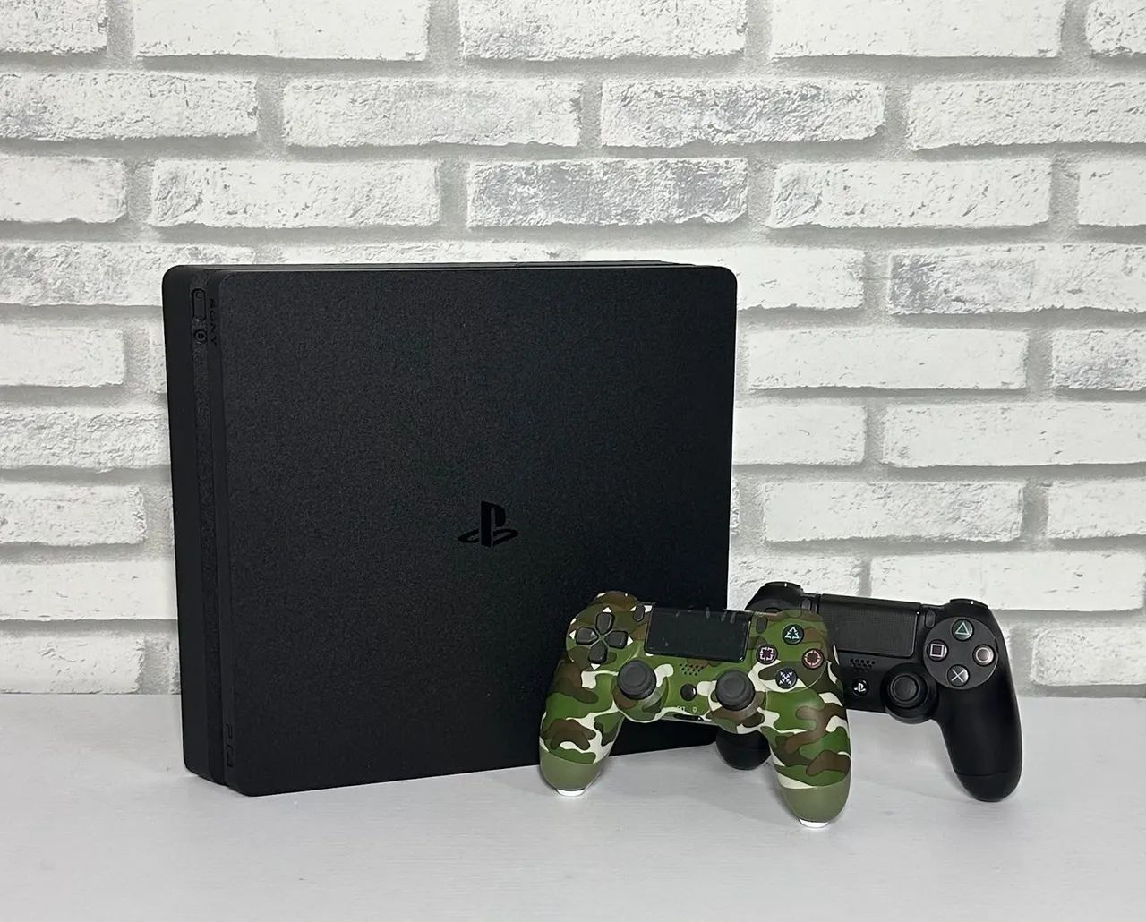 Ps4 Slim 1TB desbloqueado 