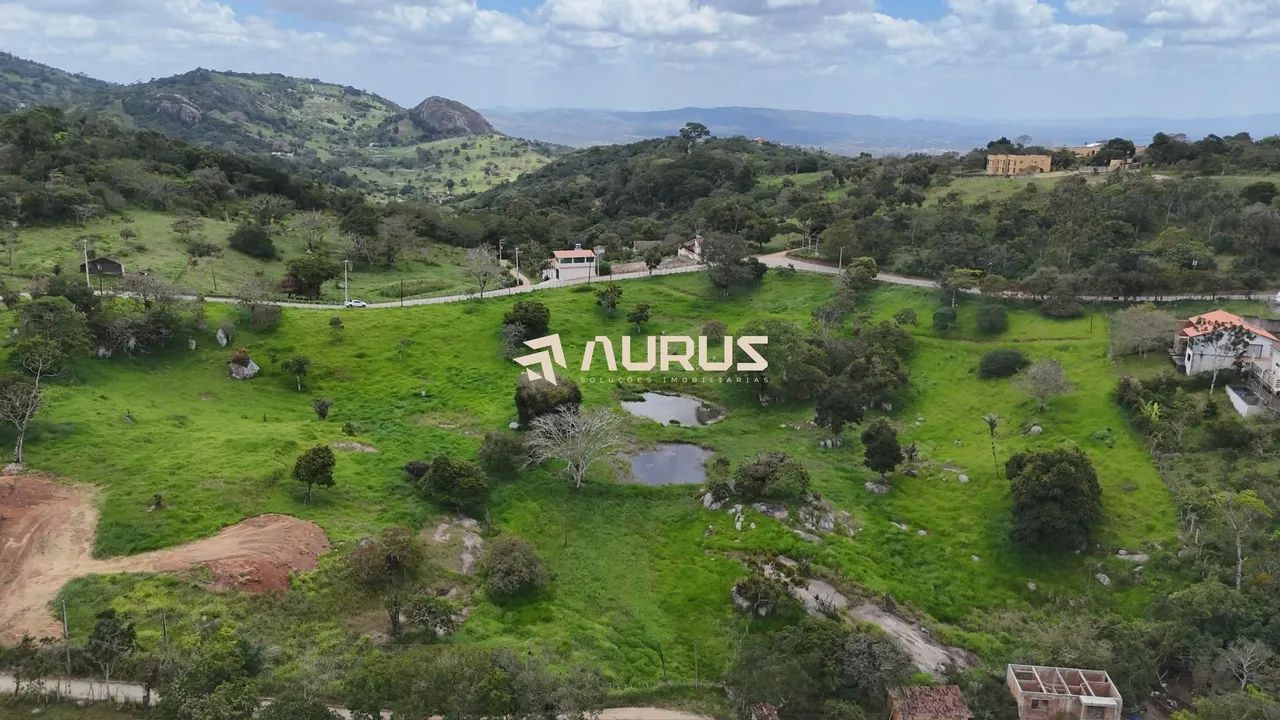 Área de 2.5ha no centro da Serra Negra, com água e vista. - Foto 5